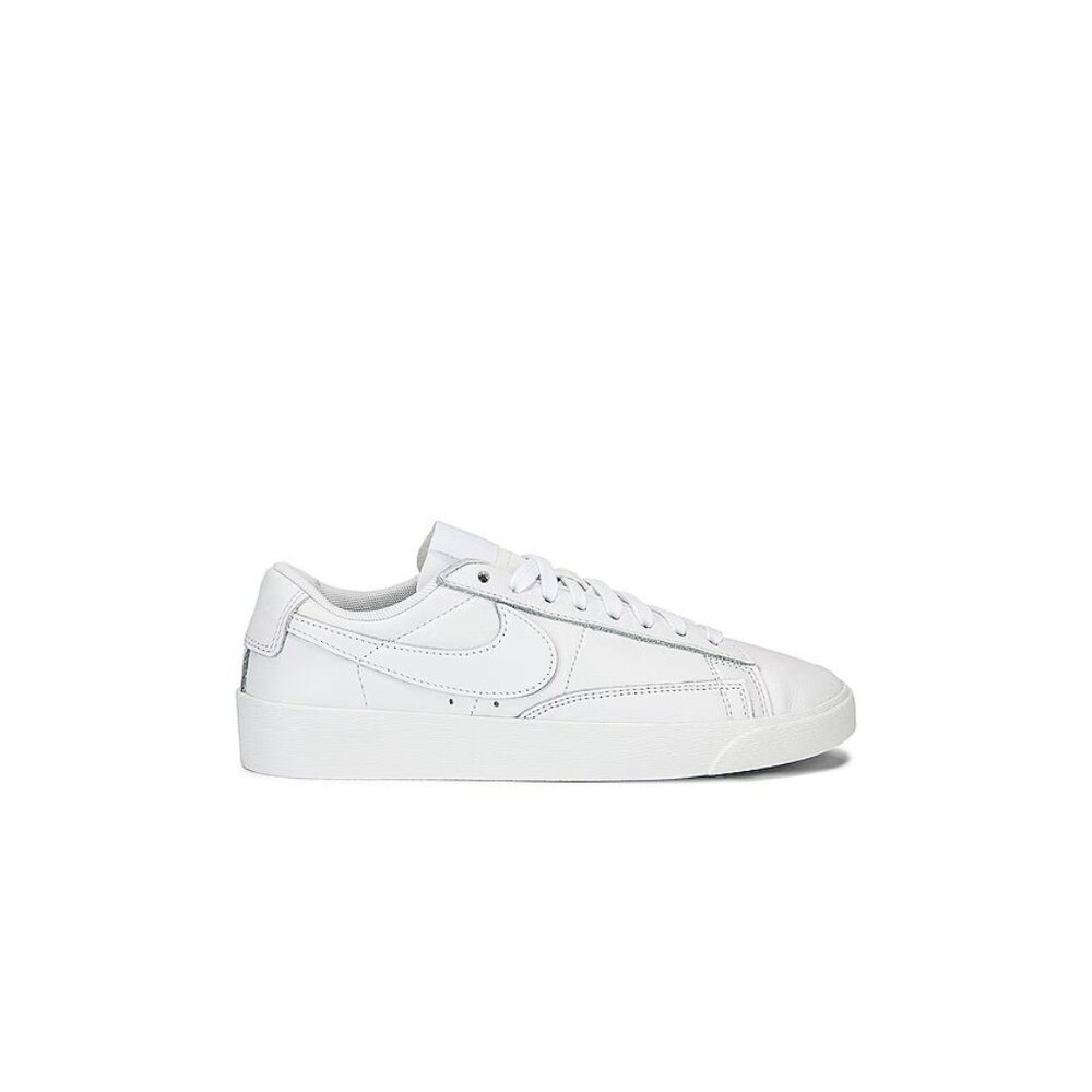 Nike Blazer Low LE Sneakers Leather White - Picture 2 of 9